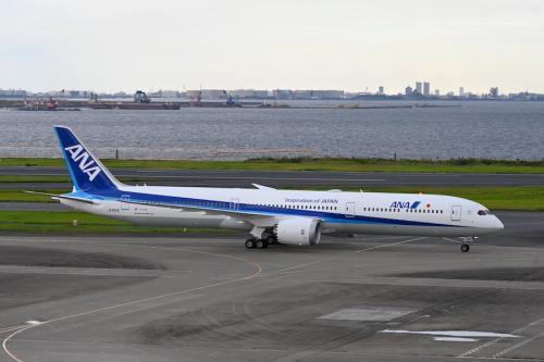 ANA(ボーイング787-10型機、国内線仕様機)