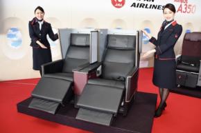 JAL、国内線ファーストクラスの当日アップグレード料金引き上げ 羽田〜沖縄3路線は18,700円