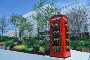 関西国際空港T1に、英国パビリオンの「赤い電話ボックス」　大阪・関西万博会場から移設