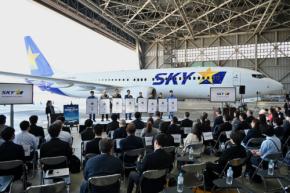 スカイマーク、日本初の737MAXお披露目　5月28日就航、当面は羽田〜福岡線で