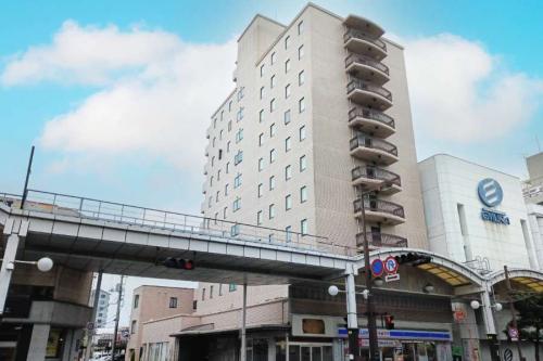 アパホテル〈山口岩国駅前西〉