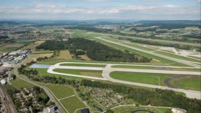 チューリッヒ空港、2本の滑走路延伸でパブコメ