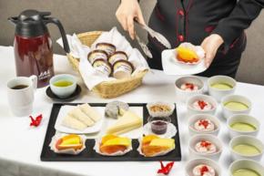 JAL、ビジネスクラスの新機内食サービススタイルを欧米路線などに拡大 6月から順次