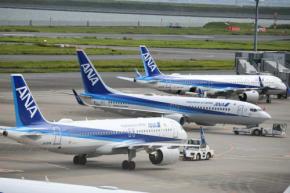 ANA、台風7号・8号接近で特別対応　6月25日〜27日の沖縄・八丈島発着便