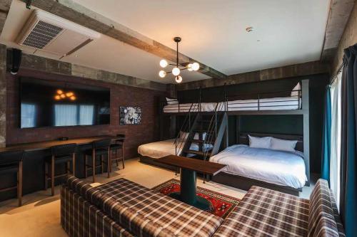 リアルゲイト、SHIFT HOTEL SHIBUYA JINNAN