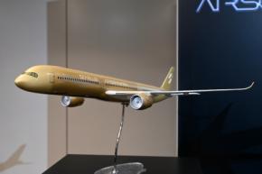 スターラックス航空、「AIRSORAYAMA」ゴールド機を月内受領へ