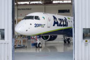 エンブラエル、Eジェット2,000機目を納入 アズールブラジル航空へ