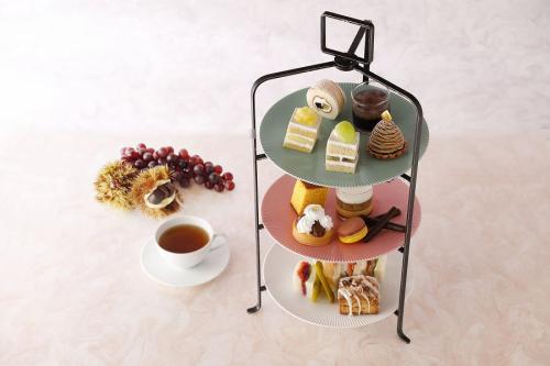 ホテルニューオータニ（東京）、新アフタヌーンティーセット ～栗とぶどう～