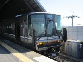 電車内で『女子高生に無理やり性交』　守山市職員(42)逮捕　被害生徒は「怖くて声をあげられなかった…」