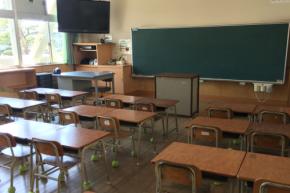『男子児童3人の裸』盗撮 市立小学校教諭(26)逮捕 教諭のスマホからは「大量の裸画像や動画が…」