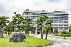 『発症者100人・入院32人』に…　【ハンバーグ】集団食中毒　「重症も6人」
