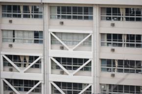【授業中】教師を追いかけて『暴行』 男子中学生(14)現行犯逮捕 ネットは「やはり教室にも防犯カメラが必要か…」
