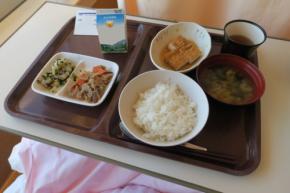 給食を5年以上『勝手に持ち帰り』家で食べる　国立病院職員(60代)停職処分　【検食】も適切に実施せず…
