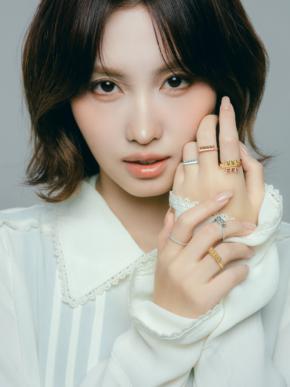 MOMO(TWICE)新ビジュアル公開! 【TASAKI】 『Metal Jewellery Collection』