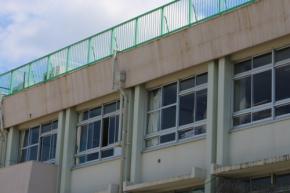 内科検診中『女子児童・数十人』盗撮　市立小学校教諭(32)逮捕　教諭は「間違いありません」
