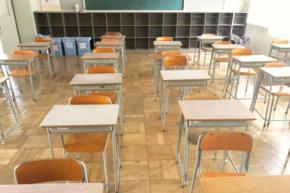 『児童6人の裸』盗撮　市立小学校教師(33)逮捕　教師は「教え子を20回くらい…」