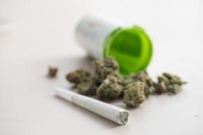 自宅で『大麻使用』 市立中学校教諭(46)懲戒免職 教諭は「ストレスを癒やすために…」