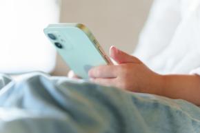 【女子児童の自宅」で『わいせつ行為』、生徒の胸ぐらや首つかむ＆「大声で叱責」など…　5人の教諭・懲戒処分