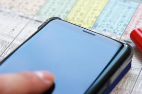 勤務中・2251回『ギャンブル』　税務署職員(30代)停職処分　職員は「負けを取り戻すために…」
