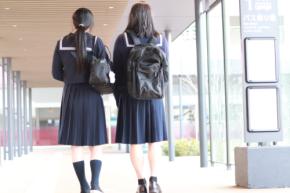 バス停で『女子高生にわいせつ行為』　区役所職員(61)逮捕　職員は「身に覚えがない…」