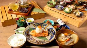 ご飯に鯛出汁、ふりかけ食べ放題！ココンチのおかず盛り沢山御膳にリピート必死！（from横浜国大近く）