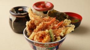 天丼好きなら、栃木は小山まで行ってみる? 揚げたての天ぷらがたまらない♡ 3種のご飯もお替り自由!