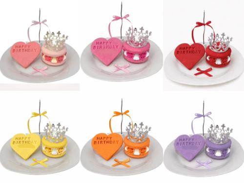 ピンク、濃いピンク、赤、黄、オレンジ、紫の色でカスタムされたCafe Ksyn'n(カフェ・カシノン)のオリジナルマカロンプレート6種類
