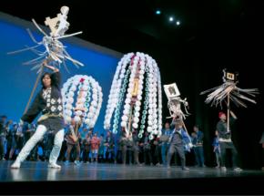 池袋の野外劇場で、獅子舞や囃子が集結！ 現代の音色と交差する熱いお祭りを体感したい♡