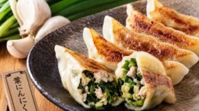 餃子好きでも、知らない餃子！？ 「葉にんにく餃子」大粒35g。シャキッ。ジュワッ。 神奈川の畑から食卓へ。