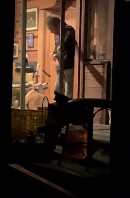 「オヤツ食べる？」