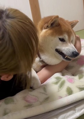 まんざらでもなさそう？