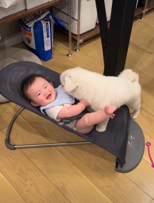 赤ちゃんをあやしてた♡