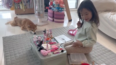 お化粧ごっこスタート♪
