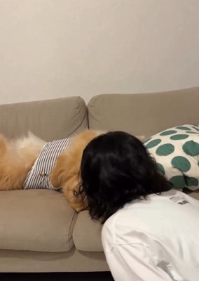 何度もチューするママ