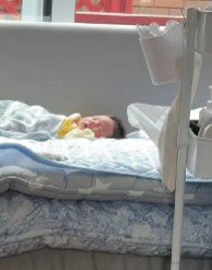 眠りそうな赤ちゃんに…