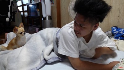 さすがに起きました(笑)
