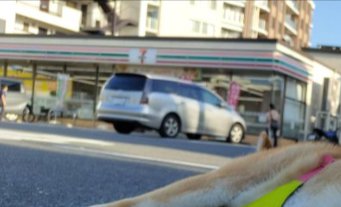 コンビニ