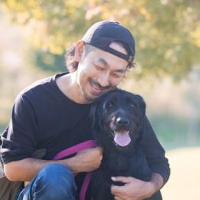 犬は『飼い主に似る』と言われるのはなぜ?科学的根拠はあるの?見た目や性格が形成される要因とは