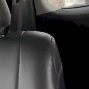 車で帰宅時、ふと『後ろから視線を感じた』結果→振り返ってみると…今すぐ車から降りたくなる『まさかの光景』に反響「哀愁がｗｗ」「たまらん」