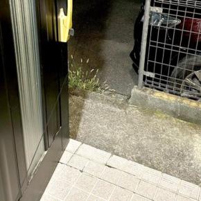 『100分間のお散歩』をした大型犬→帰宅後『玄関ドアをあけた』結果…想定外だった『まさかの行動』が104万表示「フィジカルモンスター」