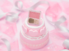 「キャンメイク パウダーチークス」40周年記念カラー！大人の頬になじむ絶妙ベリーピンク登場
