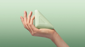手肌、爪、キューティクルまでケア!「プラダ ビューティ」ハンドクリーム新登場