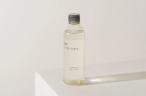 角質ケアとうるおい補給を両立！無印良品が「発酵ふき取り化粧水」新発売