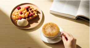 秋のひとときに。ブルーボトルコーヒーが「ミソキャラメルラテ」を期間限定発売